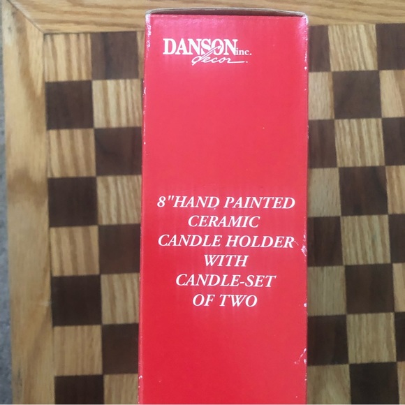 Hand Painted set of 2qty -8” Ceramic Santa Candle holders - lovely little detail - Picture 16 of 16